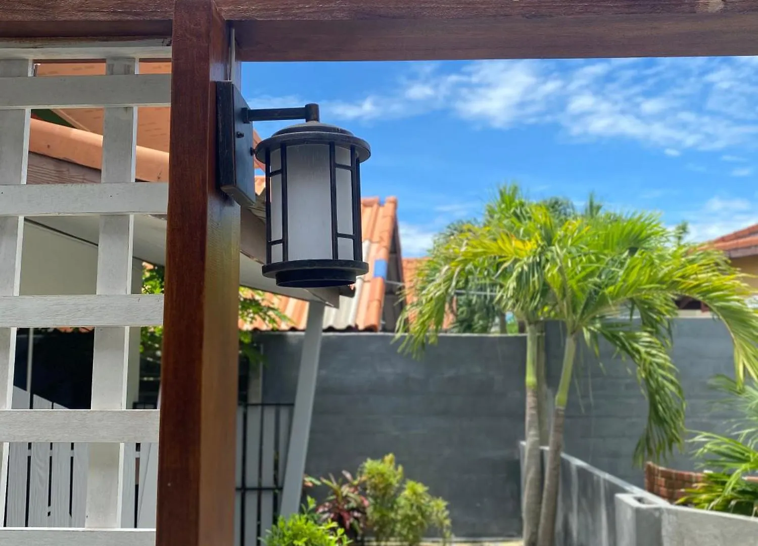 Hotel Suntalee House Nai Yang Beach