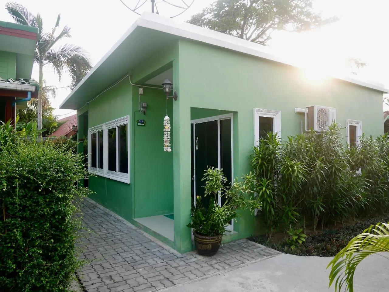 Hotel Suntalee House Nai Yang Beach 3*,