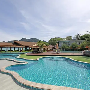 phi-phi-andaman-beach-resort.hotelskophiphi.com/